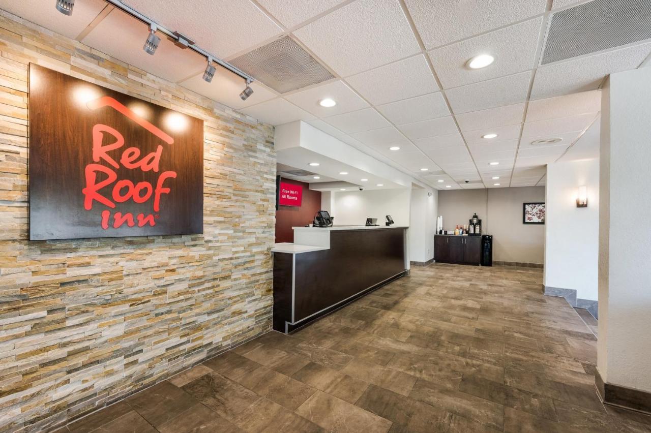 Red Roof South Motel 2*